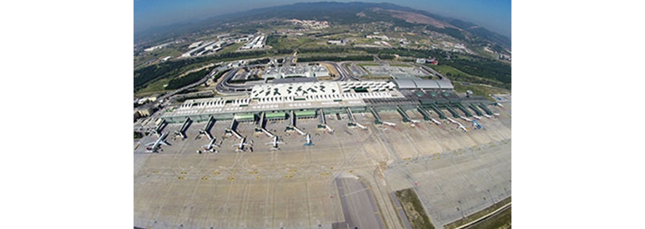 Adnan Menderes Havalimanı, İzmir
