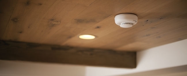 How Should Smoke Alarms Be Placed in Houses? 
